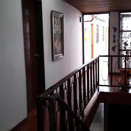 La Casa De Huespedes Hotell Bogotá Eksteriør bilde